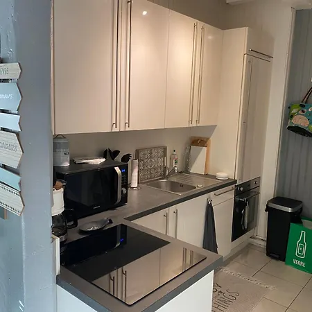 Maisonnette De Charme 50m De La Holiday home Le Pouliguen