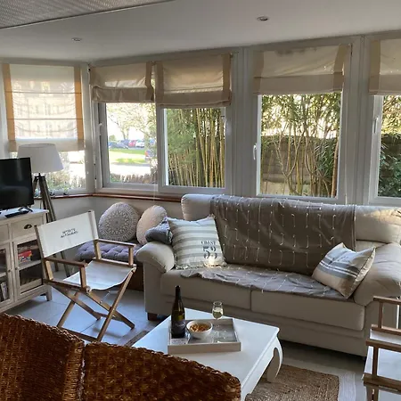 Maisonnette De Charme 50m De La Holiday home *
